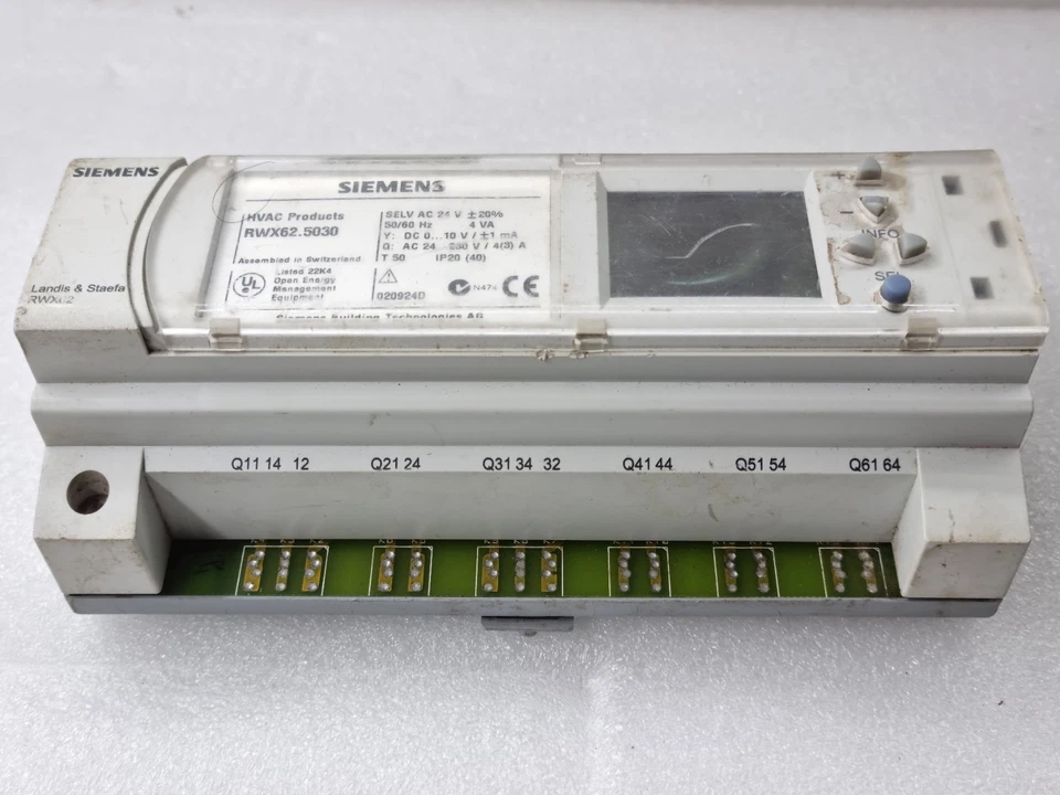Siemens RWX62.5030 Multi Function Controller | For Parts / Not Working